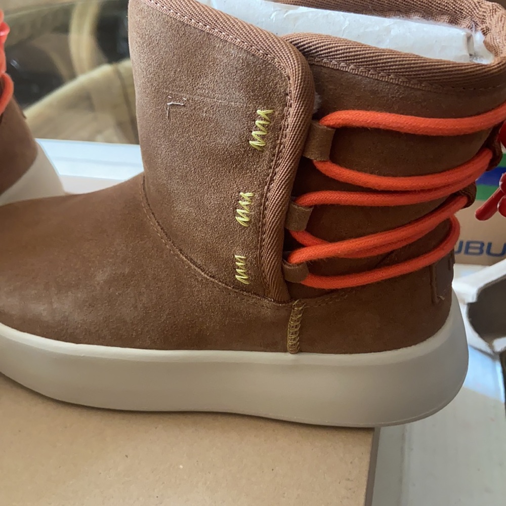 UGG boots - Picture 2 of 13